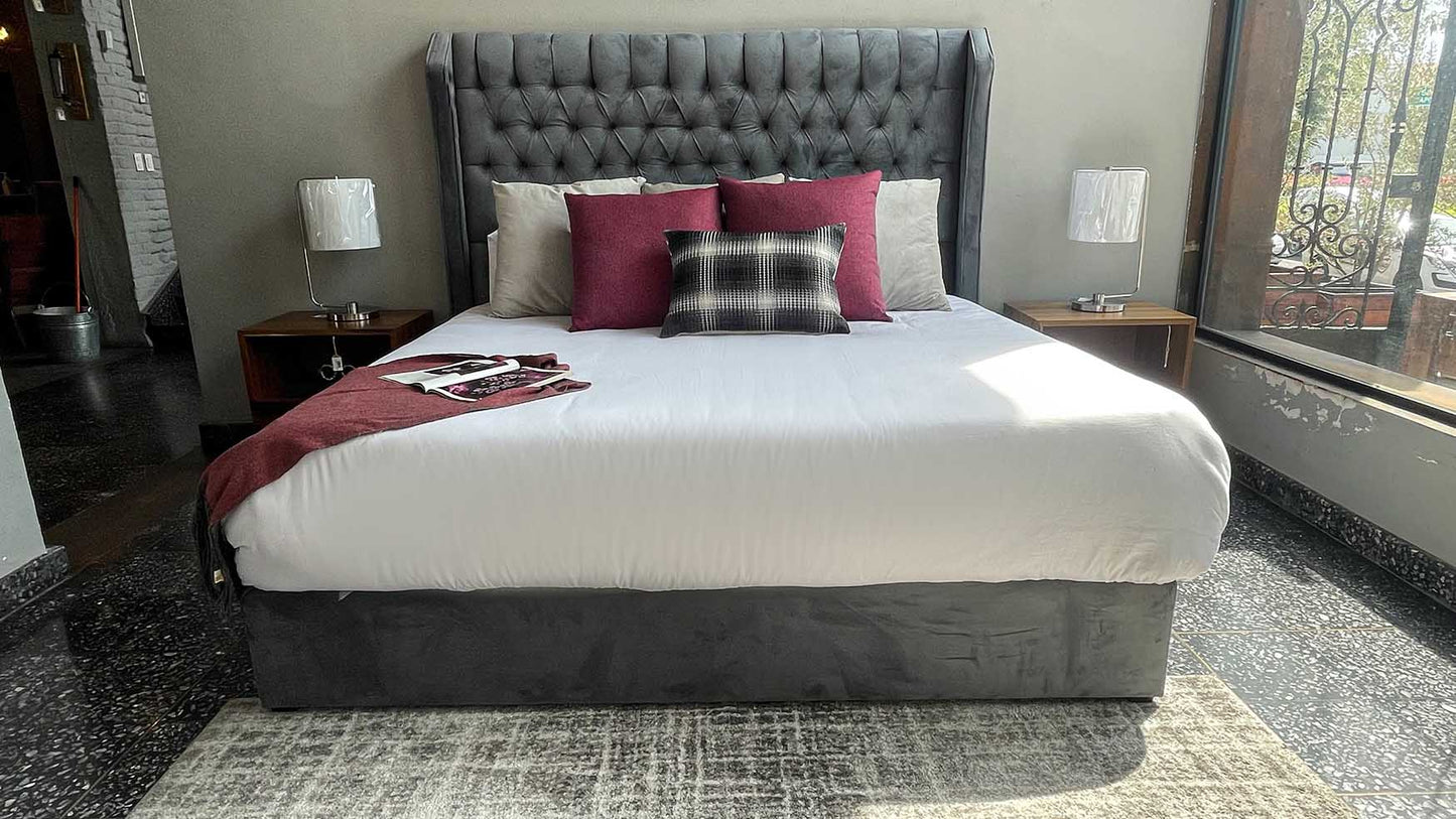 Cama Aerin