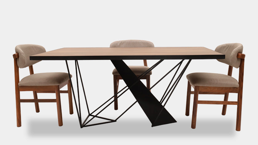 Mesa de comedor Stark